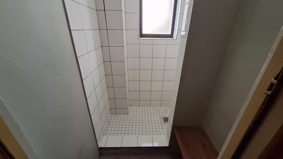 To Let commercial Property for Rent in Salt River Western Cape
